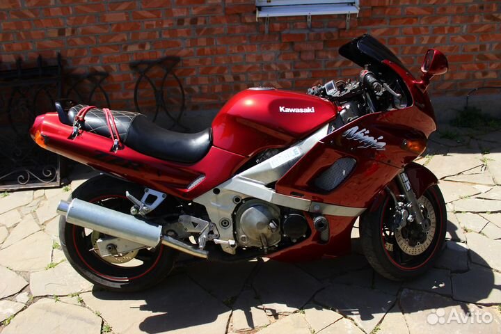 Kawasaki zzr 400 -2