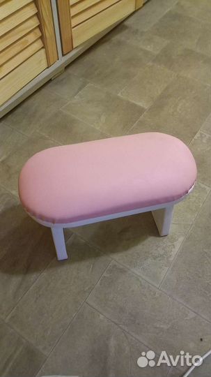 Подставка для рук маникюрная