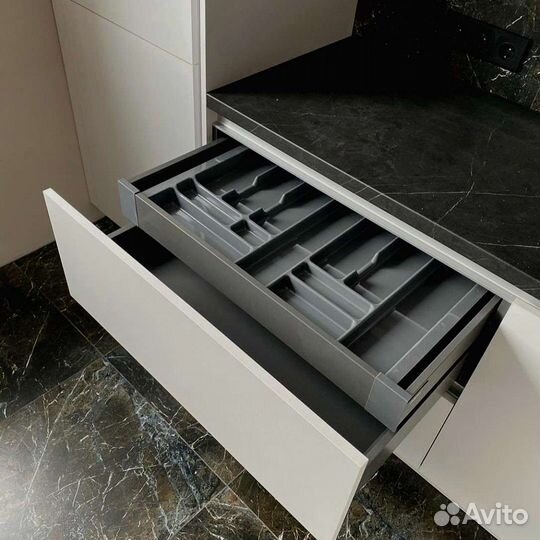 Кухни по индивидуальному заказу