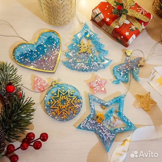 Ёлочные украшения в подарочной упаковке