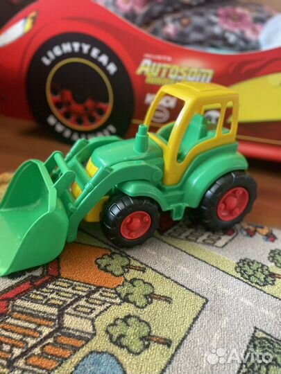 Трактор полесье