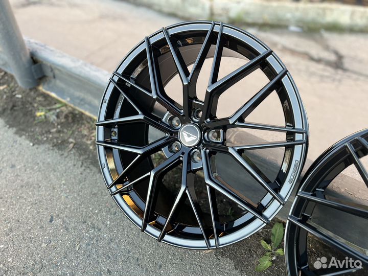 Разноширокие диски Vf107 GB R19 5-120 BMW F30/E90