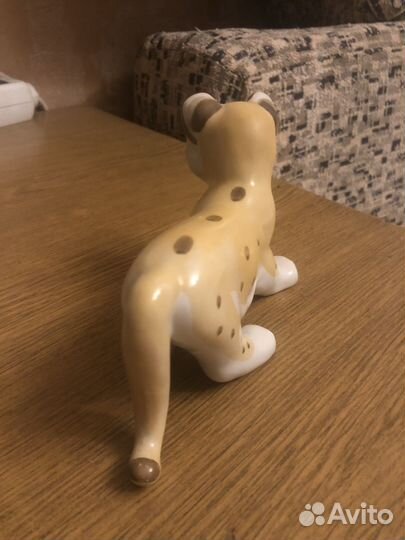 Статуэтка фарфор леопард