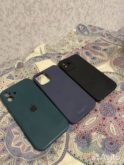 Чехолы на iPhone 12