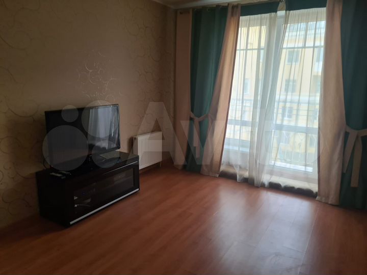 2-к. квартира, 80 м², 4/5 эт.