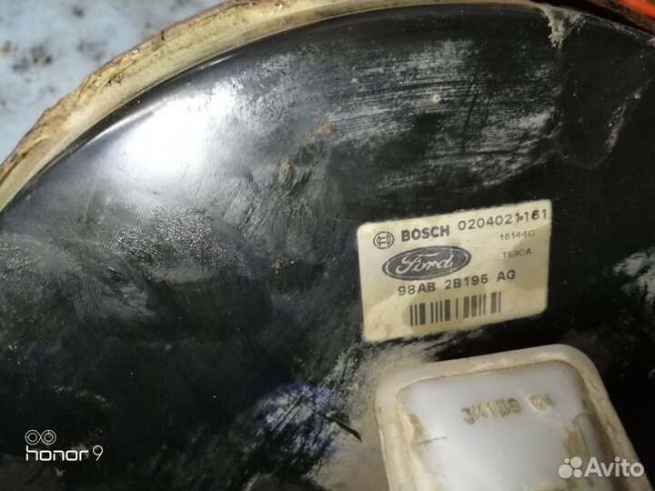 Вакуумный усилитель тормозов Ford Focus 1