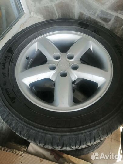 Michelin Latitude Cross 235/65 R17