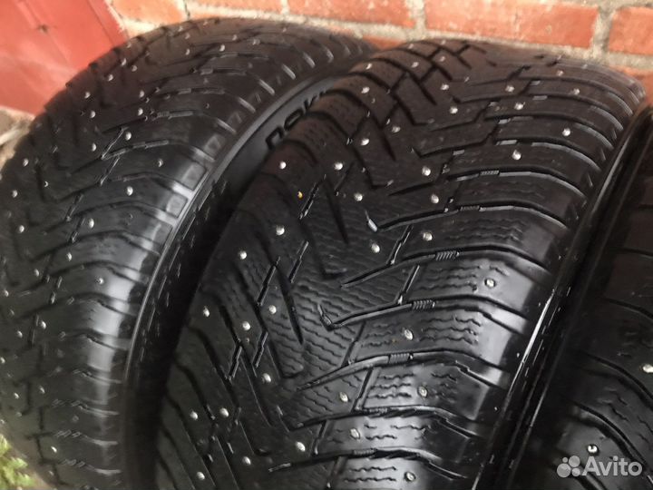 Nokian Tyres Hakkapeliitta 8 SUV 285/50 R20