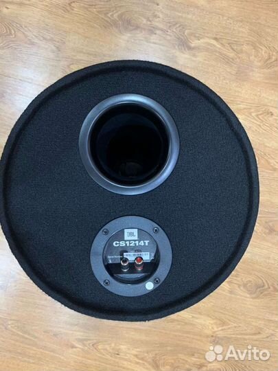 Сабвуфер JBL CS1214T