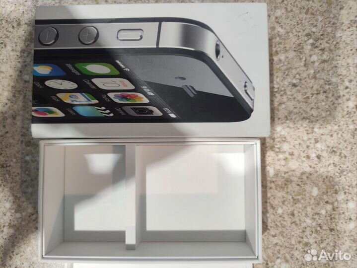 Коробка от iPhone 4s 8GB