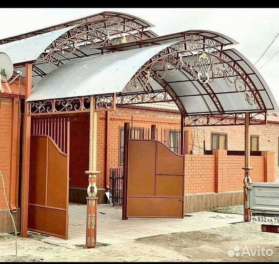 Кованые навесы, козырьки из поликарбоната