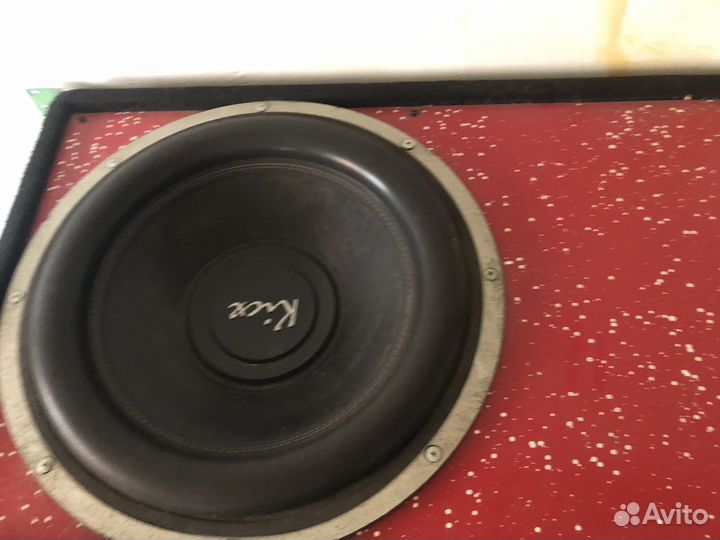 Сабвуфер с коробом на трубе