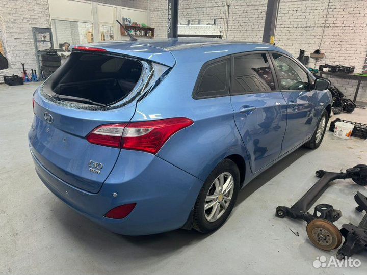 Накладка порога малая правая Hyundai I30 Sw 1.6