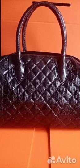 Кожа морской змеи