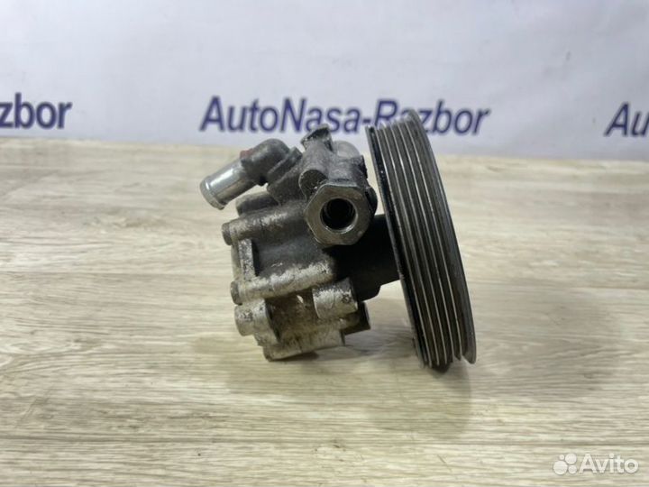 Насос гидроусилителя Renault Duster универсал