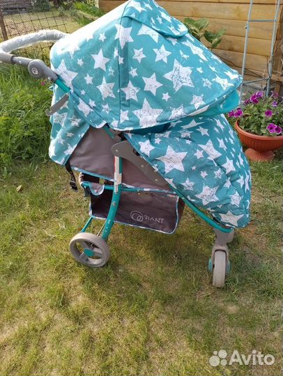 Прогулочная коляска