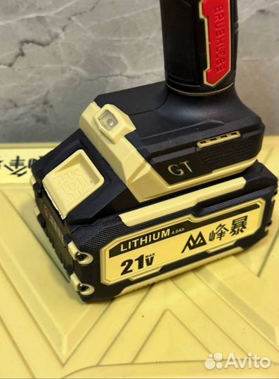 Шуруповерт бесщеточный оригинал