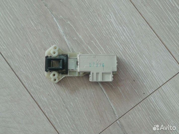 Электрозамок для стиральной машины индезит