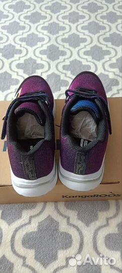 Кроссовки новые