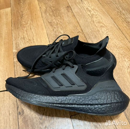 Кроссовки adidas ultraboost 22