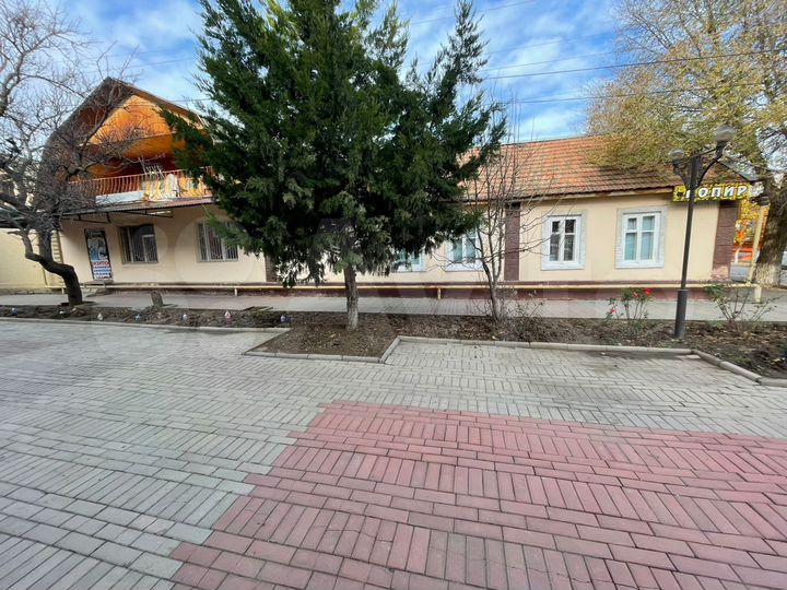 Дом 200 м² на участке 4 сот.