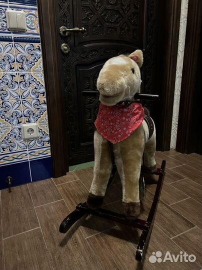 Качалка лошадь