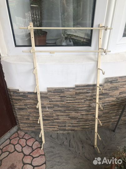 Стойка держатель для лент