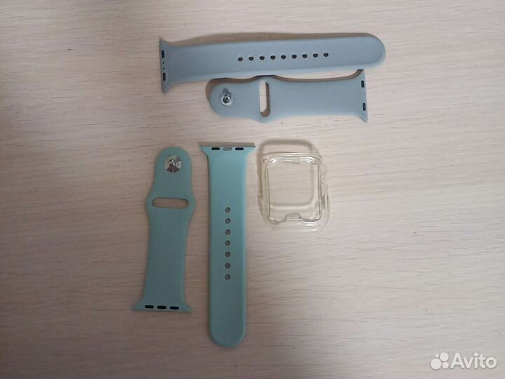 Ремешки и силиконовый чехол на apple watch