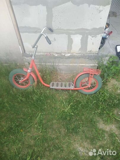 Детский самокат по бездорожью