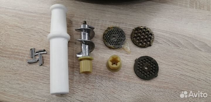 Электромясорубка бу