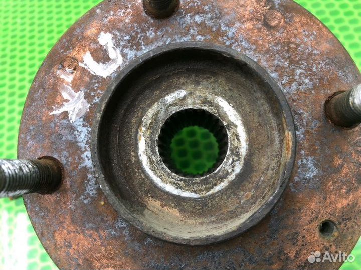 Кулак поворотный передний правый Kia Cerato седан