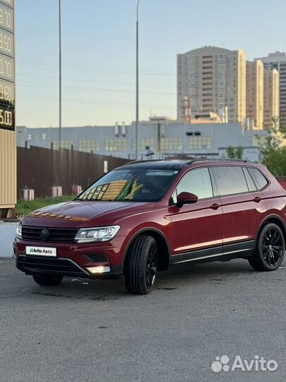 Volkswagen Tiguan 2.0 AT, 2017, 140 000 км