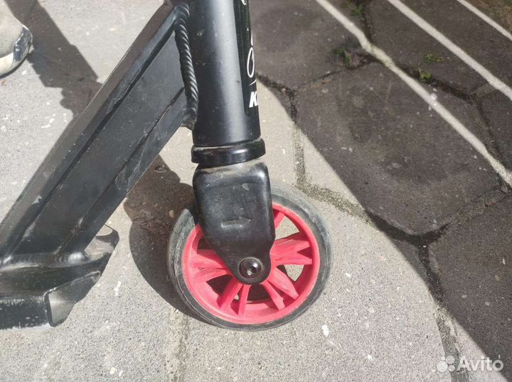 Самокат трюковой