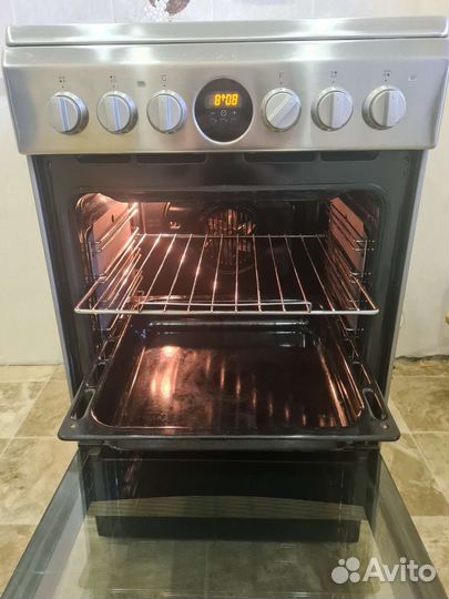 Плита электрическая стеклокерамика Indesit