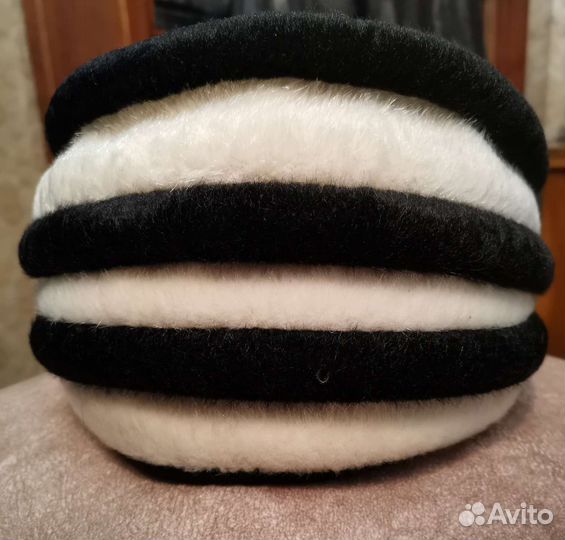 Шапка зимняя меховая женская