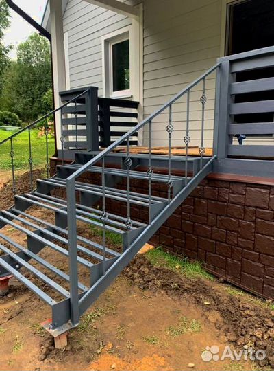 Металлокаркас для лестницы 