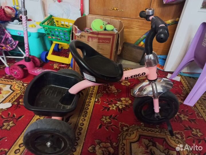 Детский трехколесный велосипед