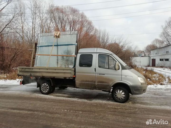 Газель с пирамидой