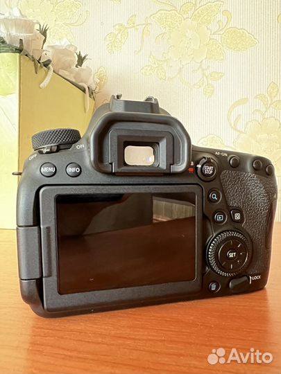 Фотоаппарат canon eos 6d mark ii + Tamron 24-70 ii
