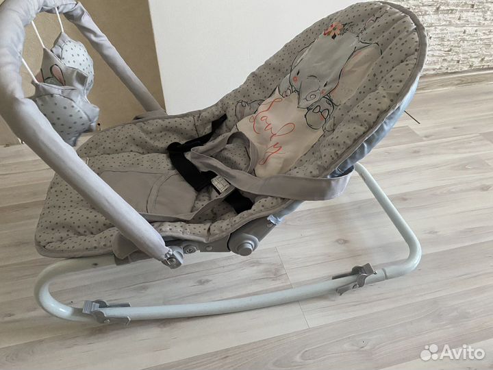 Шезлонг детский