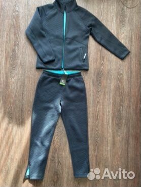 Костюм спортивный