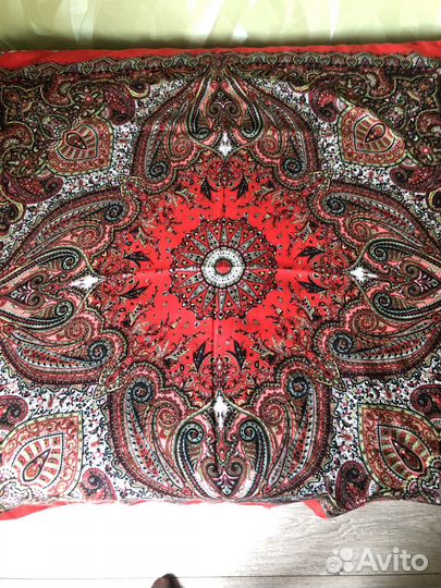 Павловопосадский платок