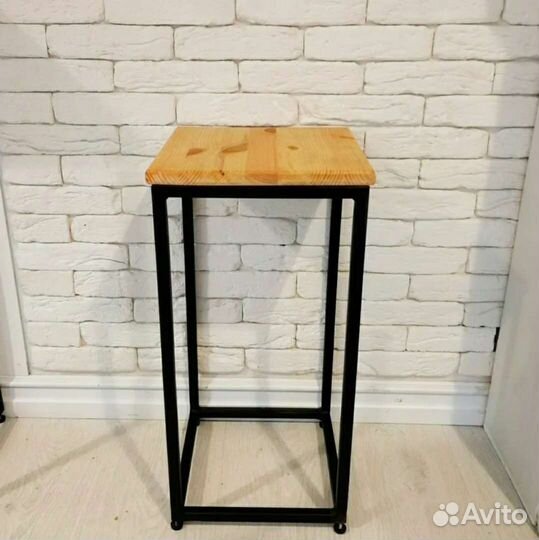 Подставка под цветы лофт