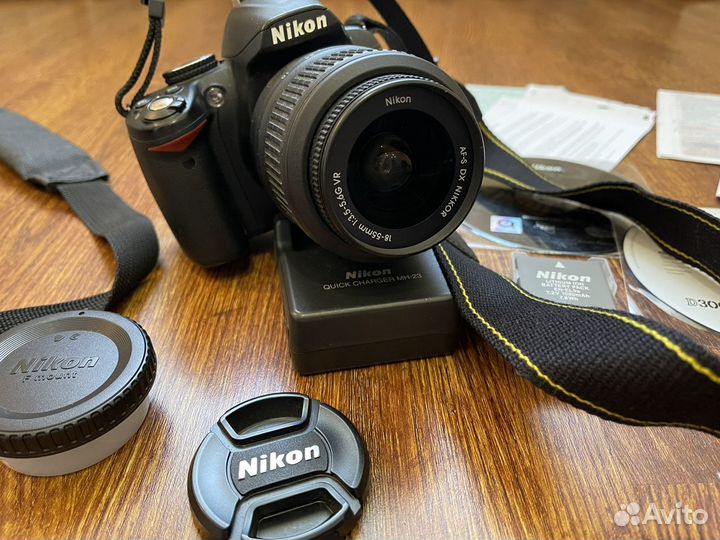 Зеркальный фотоаппарат Nikon d3000 VR 18-55