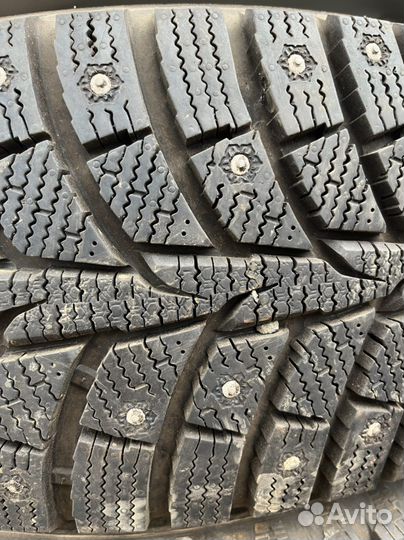 Laufenn I Fit Ice LW 71 215/65 R16 98T