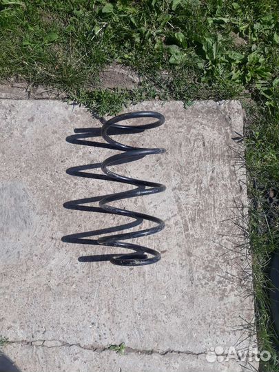 Пружина мацда 3