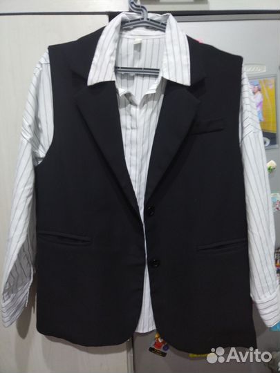 Жилет и рубашка женские 46