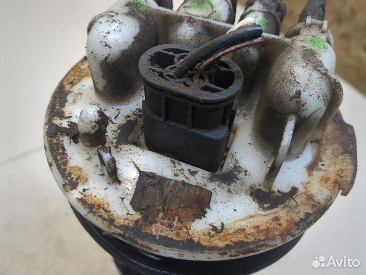 Насос топливный электрический Land Rover Discovery