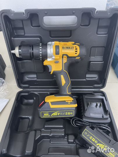 Шуруповерт DeWalt