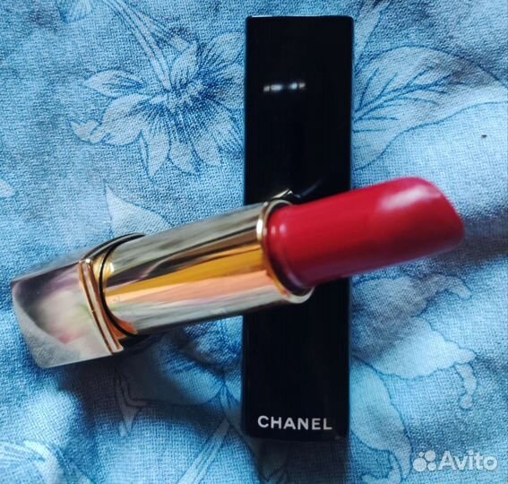 Блеск и помада Chanel, Shiseido, MAC, Givenchy